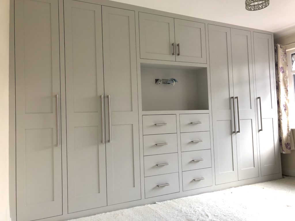 Built In Wardrobes SW London & Surrey JH Carpentry